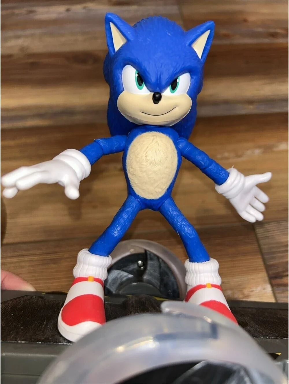 Sonic The Hedgehog Speed R/C [Light Up Wheels, 2.4 GHz]